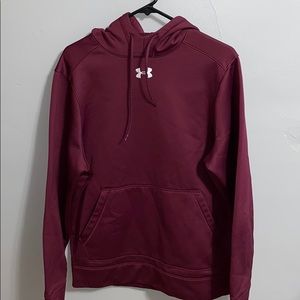 MAROON UNDER ARMOUR SWEATSHIRT